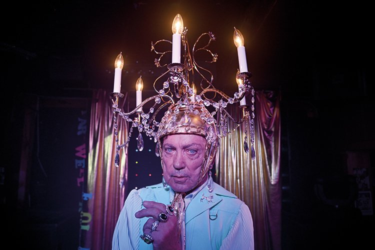 »Swan Song«: Udo Kier hat die Haare schön