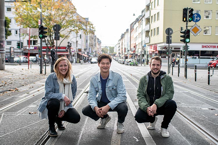 Foto: Jennifer Rumbach / Stadtrevue Sammeln Wunschlisten für Köln: Kathrin Krienke, Tassilo Morino und Christian Wild von Hohenborn von »Senf.Koeln« auf der Zülpicher Straße