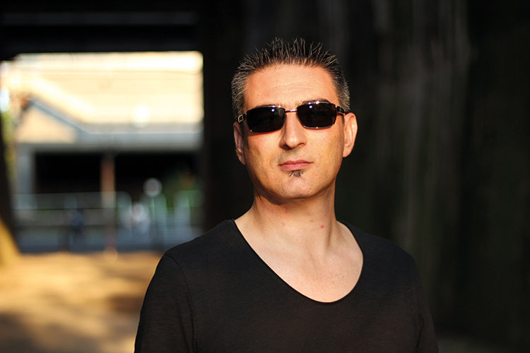 Kavaro, Produzent und DJ: Fand endlich wieder mehr als genügend Zeit, sich in Ruhe Platten aus experimentelleren Bereichen anzuhören