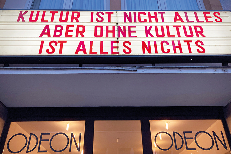 Foto: Doerthe Boxbert / Stadtrevue 1. November — Der »Lockdown Light« wird verschärft