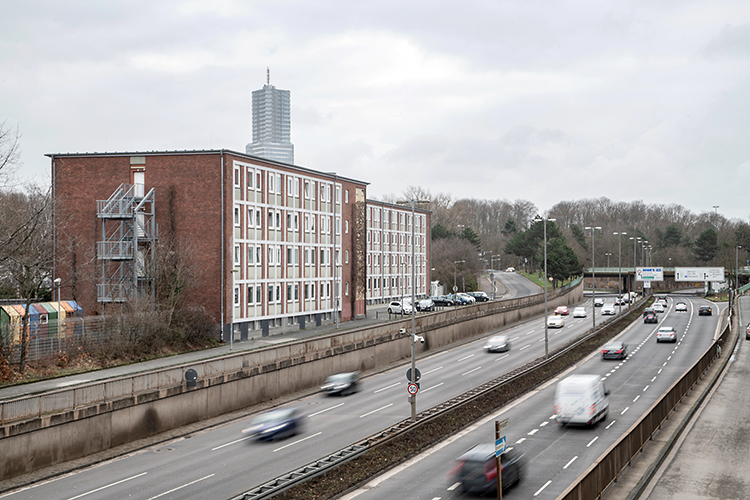 »Unmenschlich, unübersichtlich, unzumutbar«: Erstaufnahme an der Herkulesstraße