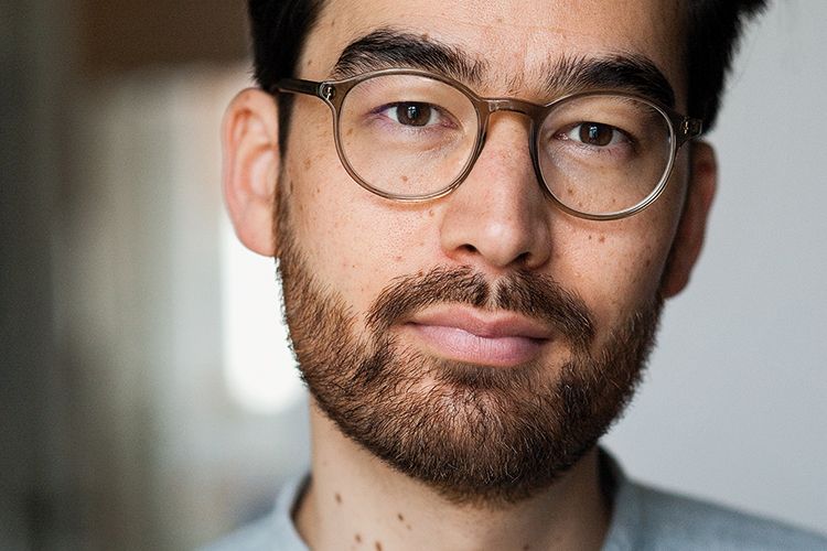 Foto: Heike Steinweg Schreiben gegen die Identitätskrise: Yannic Han Biao Federer, Foto: Heike Steinweg