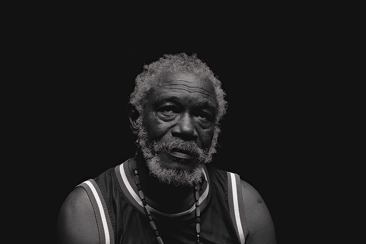 Foto: Michael Moodie Die Hölle unter ihm, dem Himmel entgegen: Horace Andy, Foto: Michael Moodie