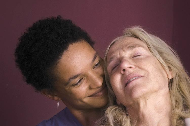 © Grandfilm Sterben als Teil des Lebens: Gina Haller, Elsie de Brauw © Grandfilm