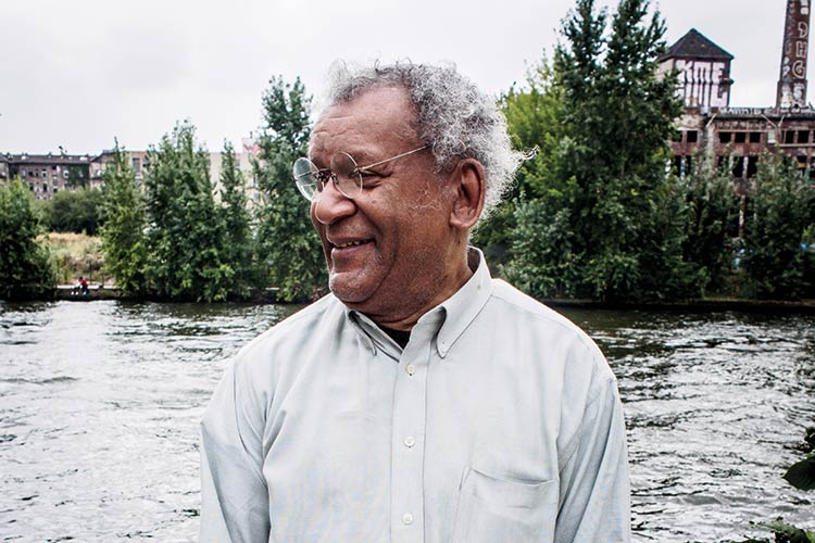 Foto: Peter Gannushkin Anthony Braxton gestaltet Räume lebendiger und vernetzter Musik, Foto: Peter Gannushkin