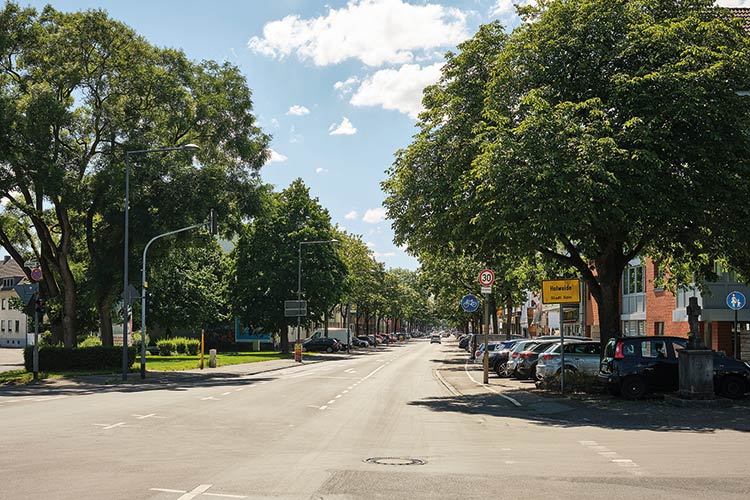Holweides ungeliebtes Zentrum: Bergisch-­Gladbacher ­Straße