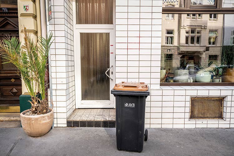 Foto: Dörthe Boxberg / Stadtrevue Riecht manchmal streng, hat aber »großes energetisches Potenzial«: die Bio-Tonne