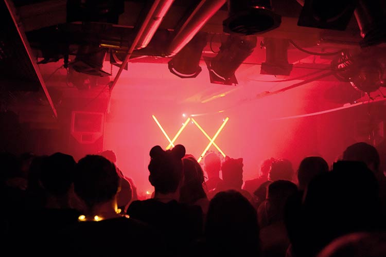 Tor zum Glück: Party von Schleuse Eins