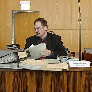 Besser bei Kasse als befürchtet:  Stadtkämmerer Peter-Michael Soénius