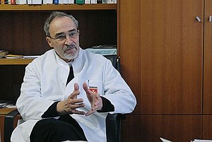 Behandelt Menschen ohne Krankenversicherung: der pensionierte Internist Herbert Breker