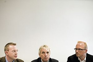 Was werden die erstarkten Grünen von diesen SPD-Leuten fordern?  Fraktionsvorsitzender Martin Börschel, der neue Oberbürgermeister Jürgen Roters und Parteichef Jochen Ott (v.l.n.r.) scheinen etwas zu ahnen