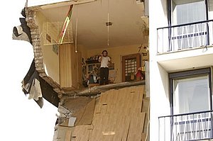 Gewinner des Kölner Medienpreises 2010: Frank Domahs’ Schnappschuss kurz nach dem Einsturz