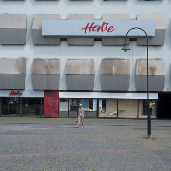 Hertie-Ruine Porz Porz-Zentrum, Hertie