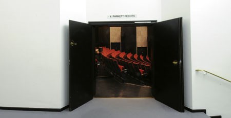 Offen, bis die Sanierungsarbeiten beginnen: Blick in den Zuschauerraum des Schauspielhauses