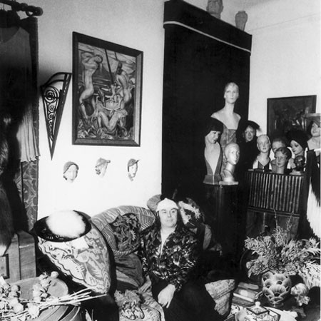 Hermann Götting in seiner Wohnung an der Richard-Wagner-Straße