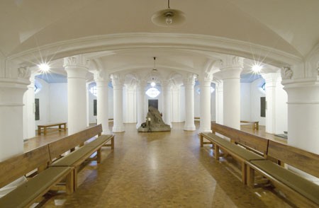 Geschichtsträchtiger Ort: In der Agneskirche befindet sich das Grab des Widerstandskämpfers Nikolaus Gross