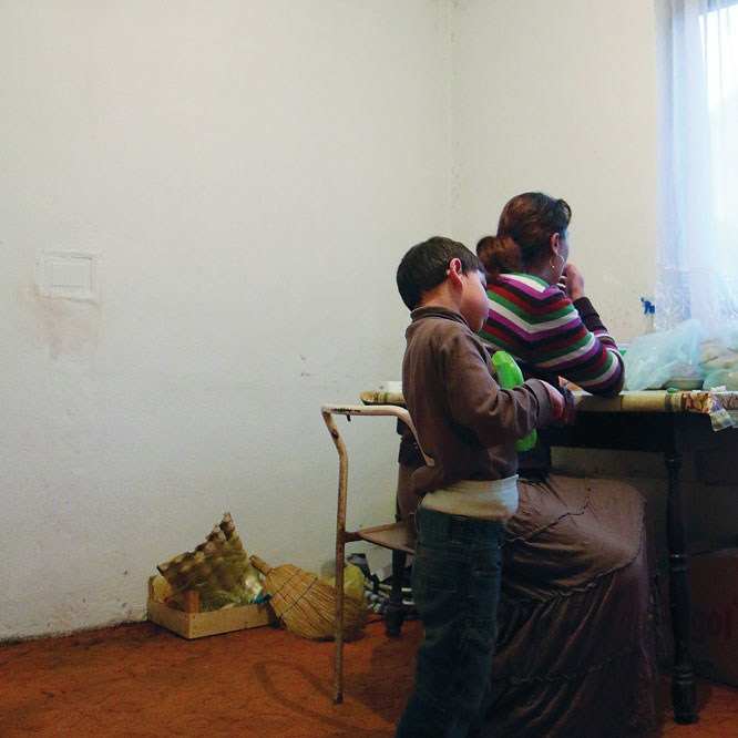 Roma im Kosovo Kosovo, Roma, Flüchtlinge, Abschiebung